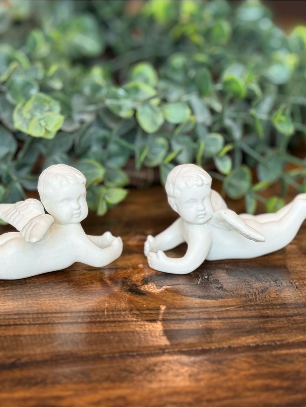 EUC ⭐️ Vintage Porcelain Cherub Figure Set – Decorative Angels for Home Accents